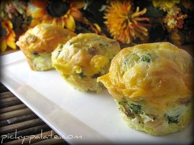 A plate of Broccoli Cheddar Egg Muffin Pull-Aparts