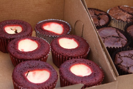Six Red Velvet Cheesecake Cups from World Fare in a Box