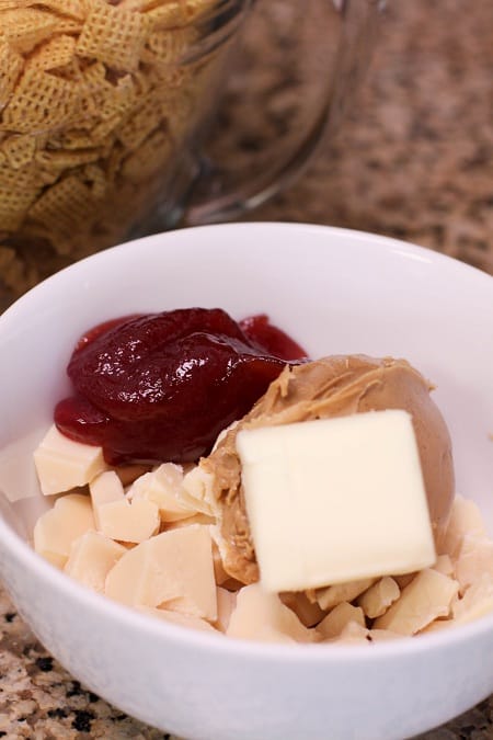 White Chocolate PB&J Muddy Mix - Picky Palate