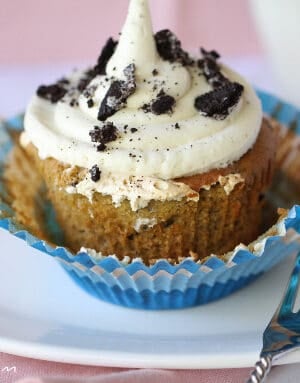 An unwrapped Fluffer Oreo Cupcake on a plate