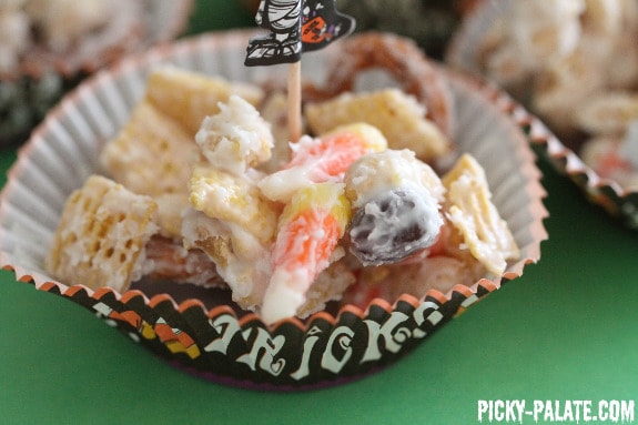Image of one serving of Mummy Munch Halloween Chex Mix.