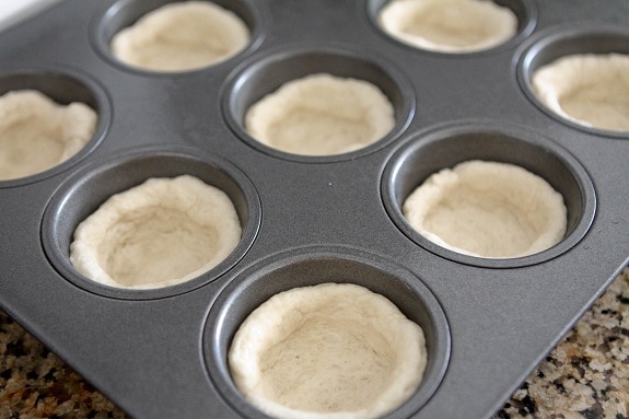 Baked Spinach Dip Mini Bread Bowls - Picky Palate