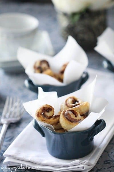 Small Cinnamon Roll Bites