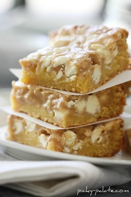 Close-up Image of Gooey White Chocolate Fluffernutter Cake Bars 