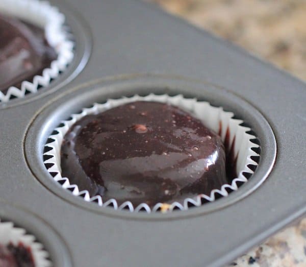 Image of Unbaked Oreo Peanut Butter Brownie Cakes