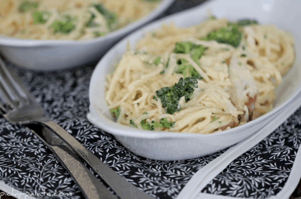 Stovetop Broccoli & Cheese Chicken Pasta-image