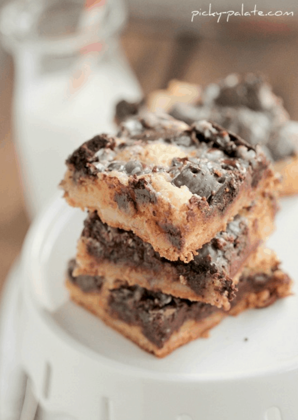 Girl Scout Cookie Thin Mint Cake Bars | Mint Dessert Bars Recipe