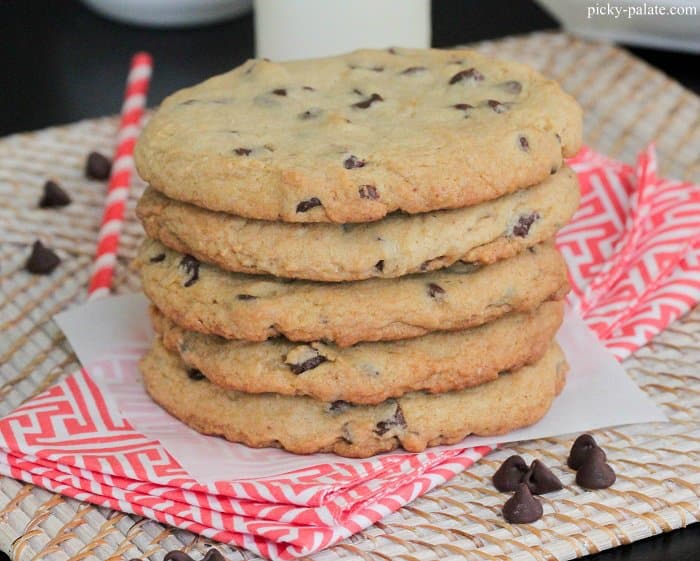 XL Bakery Style Chocolate Chip Cookies 