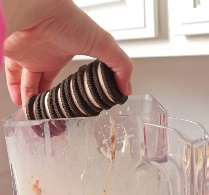 cookies and cream milkshake