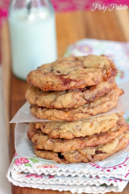 Monster Easter Cookies by Picky Palate www.picky-palate.com