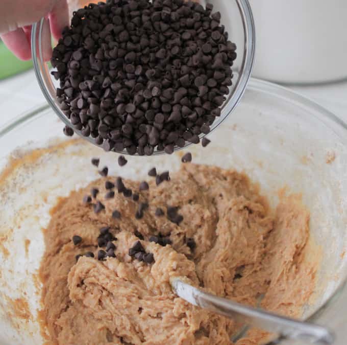 whole wheat chocolate chip cookies