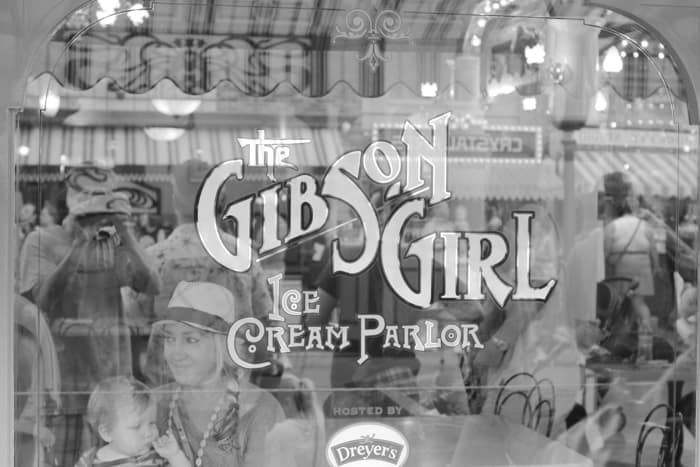 Gibson Girl Ice Cream Parlor Review-13