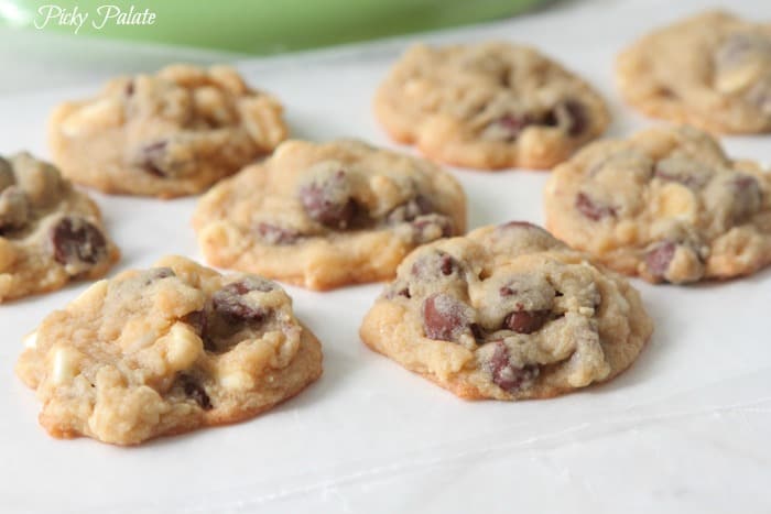 Mint Chocolate Chip Cookies