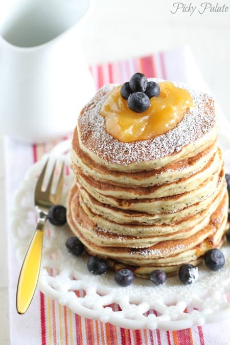 Pancakes de Ricotta de limón y amapola