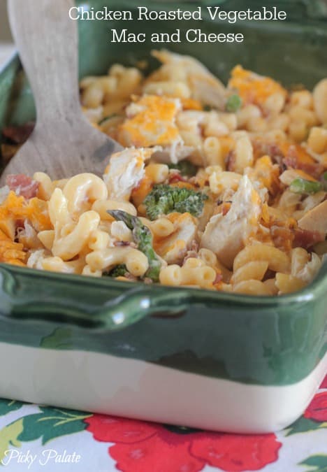 Pollo y queso vegetales asados ​​con pollo 
