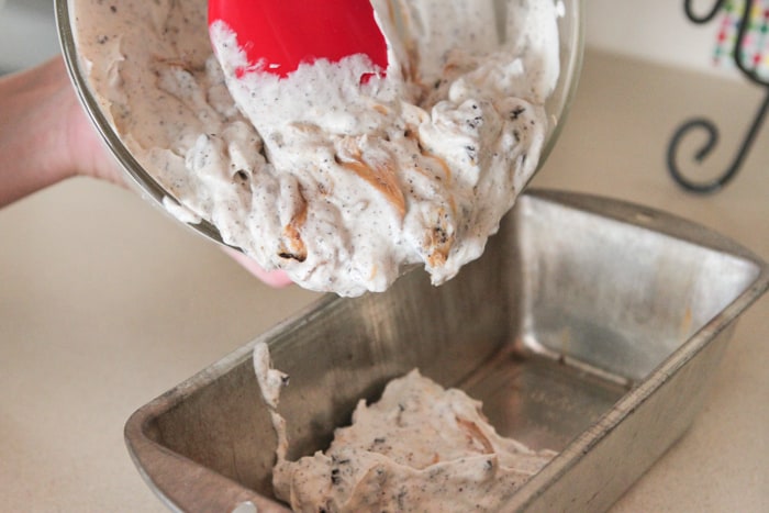 Peanut Butter Swirl Cookies and Cream Ice Cream Recipe