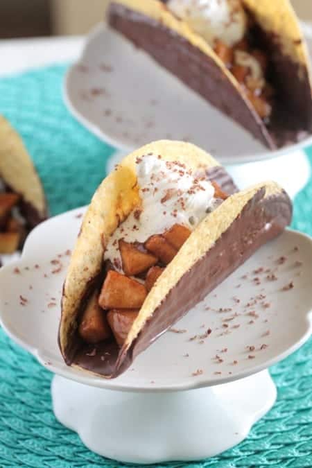 dessert taco