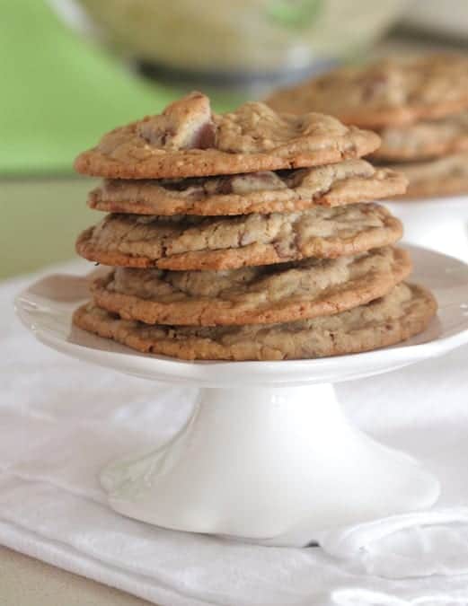 Disney Cookies - Minnie's Bake Shop Crunchy Chocolate Chip