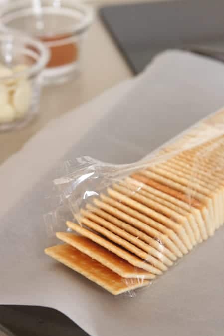 White Chocolate Churro Crackers