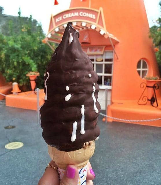 The Coolest Disneyland Ice Cream on a Hot Day (or Any Day)