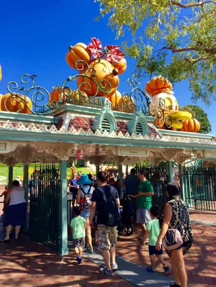 Tips For Visiting Disneyland Resort During Halloween
