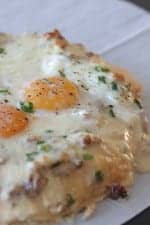 Sausage and Gravy Breakfast Pizza