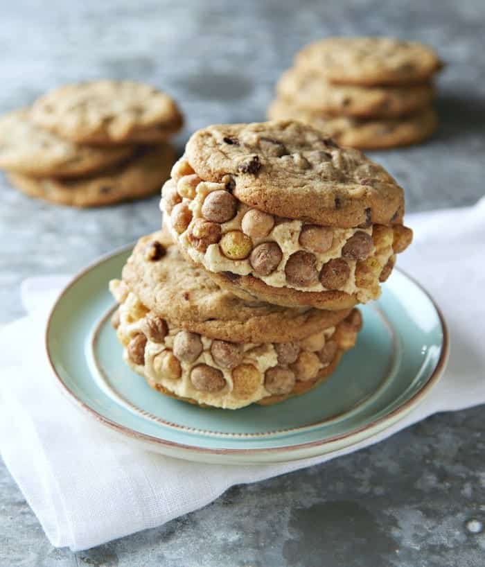 Easy Chocolate Chip Cookies