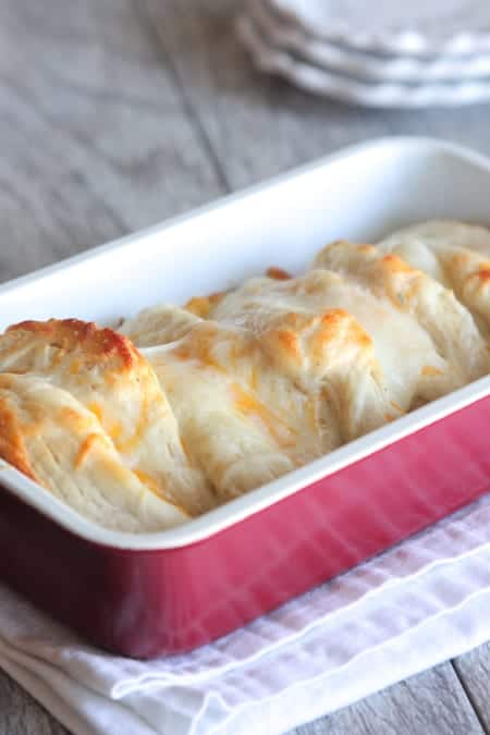 Cheesy Garlic Toast Pull Apart Bread