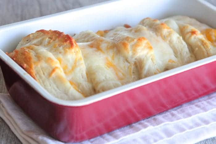 Cheesy Garlic Toast Pull Apart Bread