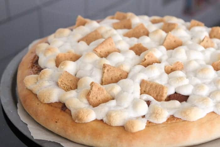 Peanut Butter S'mores Dessert Pizza