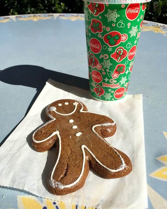 The Best Christmas Treats at Disneyland Park