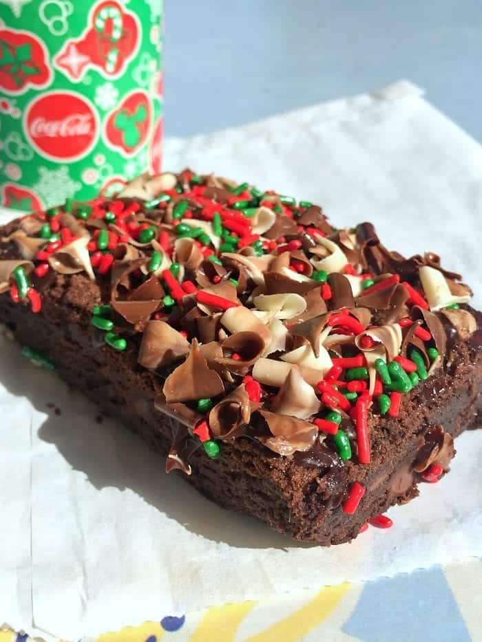 The Best Christmas Treats at Disneyland Park