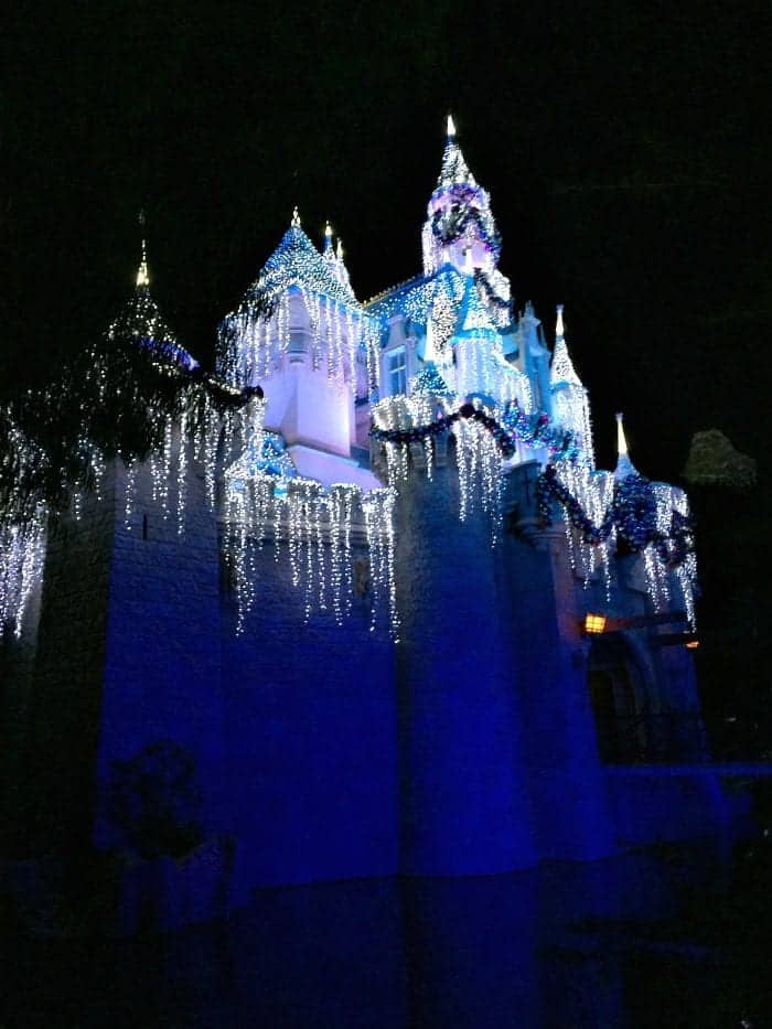 Reasons To Visit Disneyland Resort during Christmas