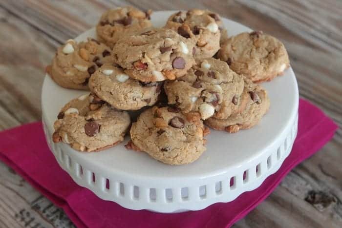 Peanutty Chocolate Chip Cookies