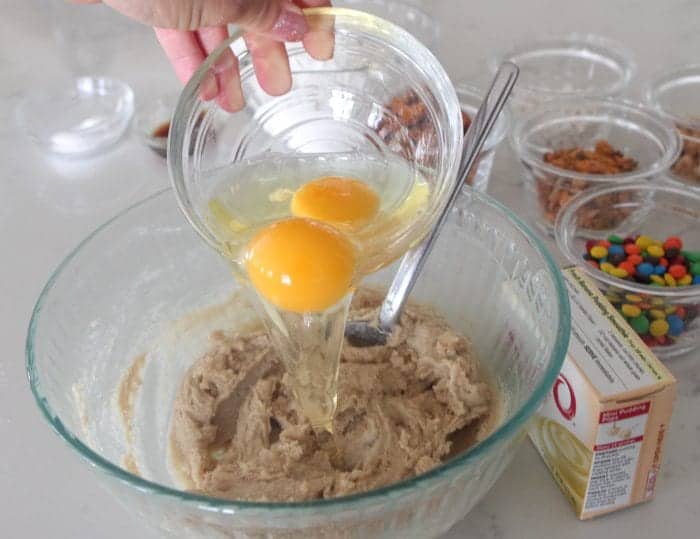 Kitchen Sink Cookie Bars