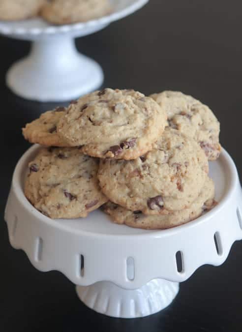 Oatmeal Toffee Chocolate Chip Cookies