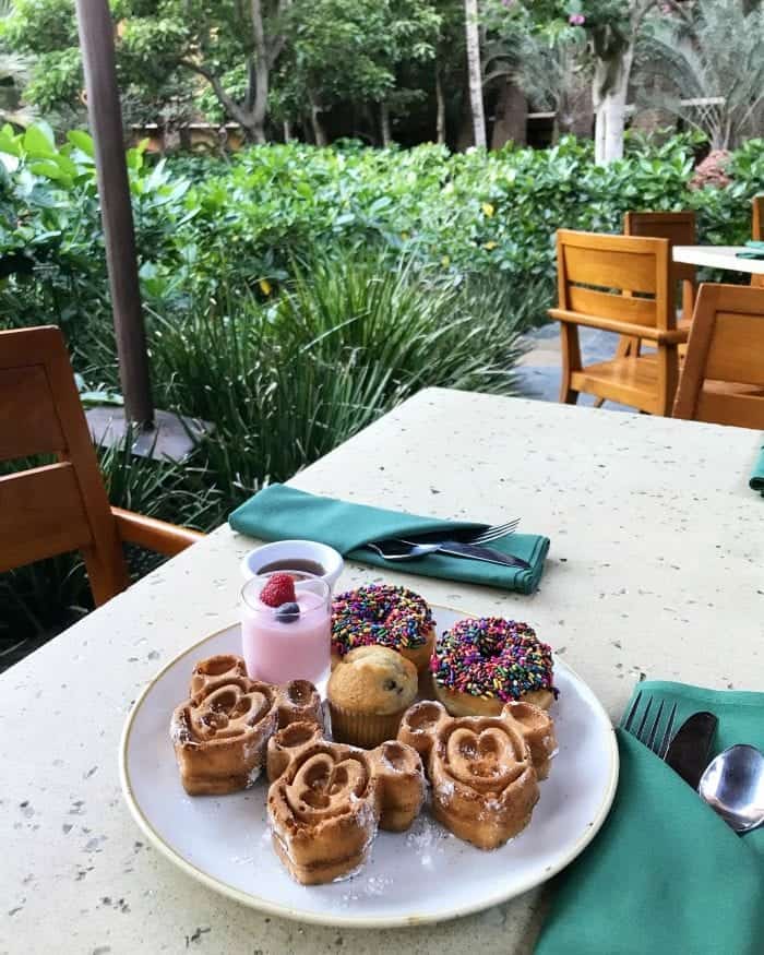 The BEST Food At Disney's Aulani Resort