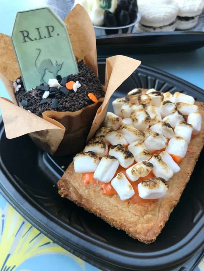 Disneyland Halloween Time Food Guide 2018