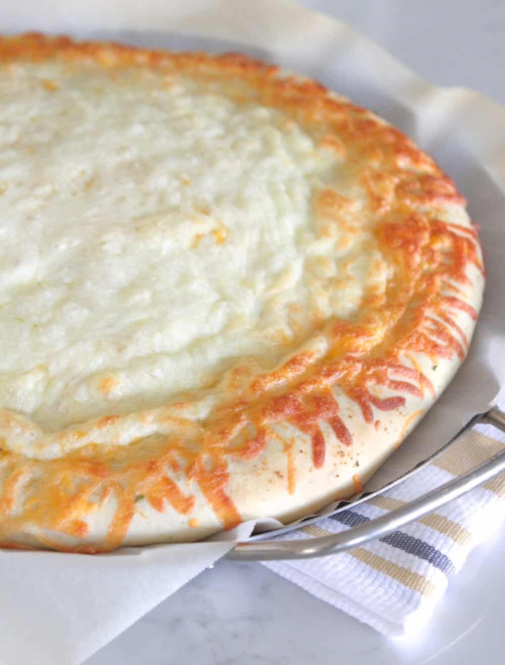 baked pizza bread