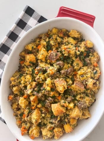 baked thanksgiving stuffing