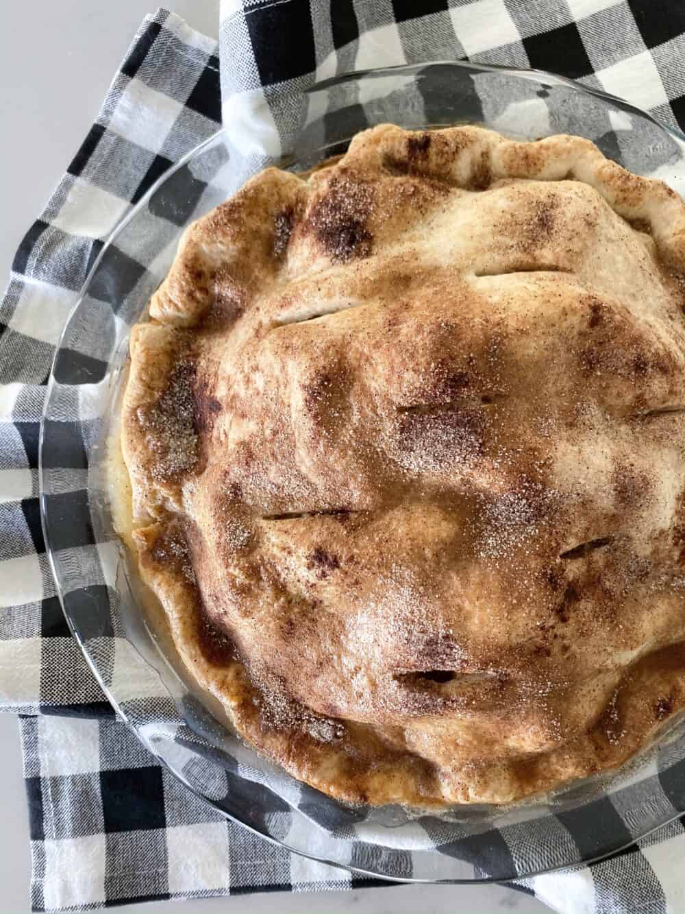 homemade apple pie