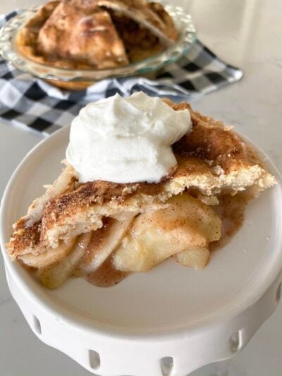 homemade apple pie
