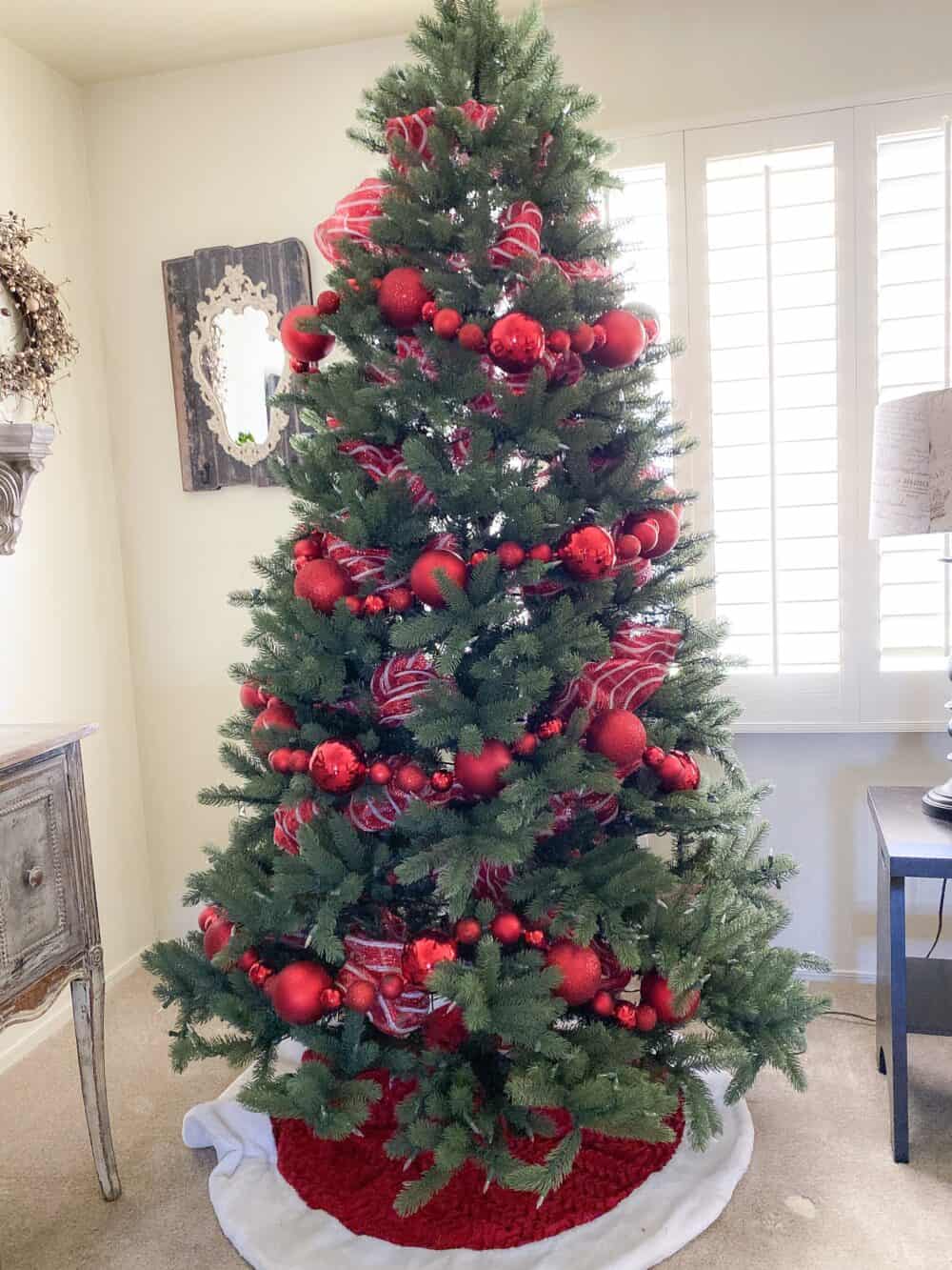 How To Decorate A Candy Christmas Tree - Picky Palate