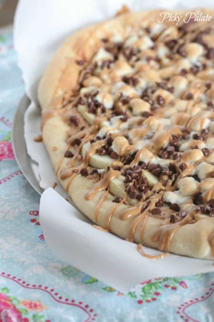 Apple Peanut Butter S'mores Pizza Picky Palate Dessert Pizza Recipe!