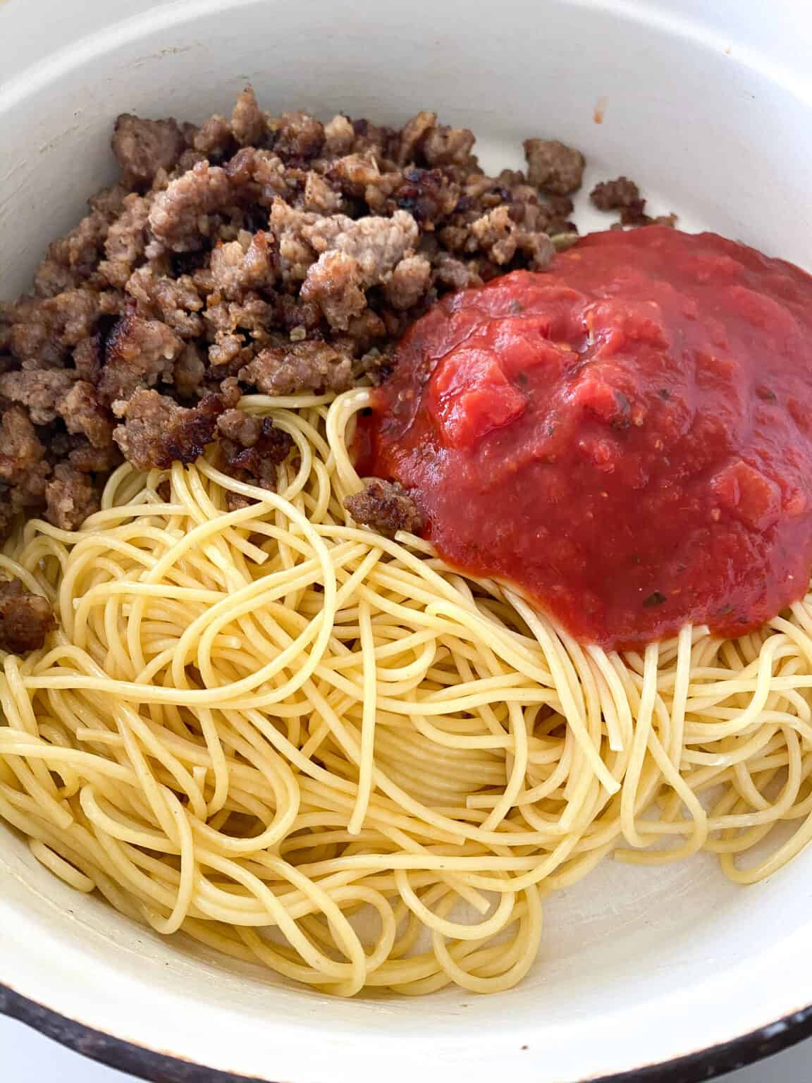 Red and White Baked Spaghetti Recipe - Easy Pasta Dinner Idea!