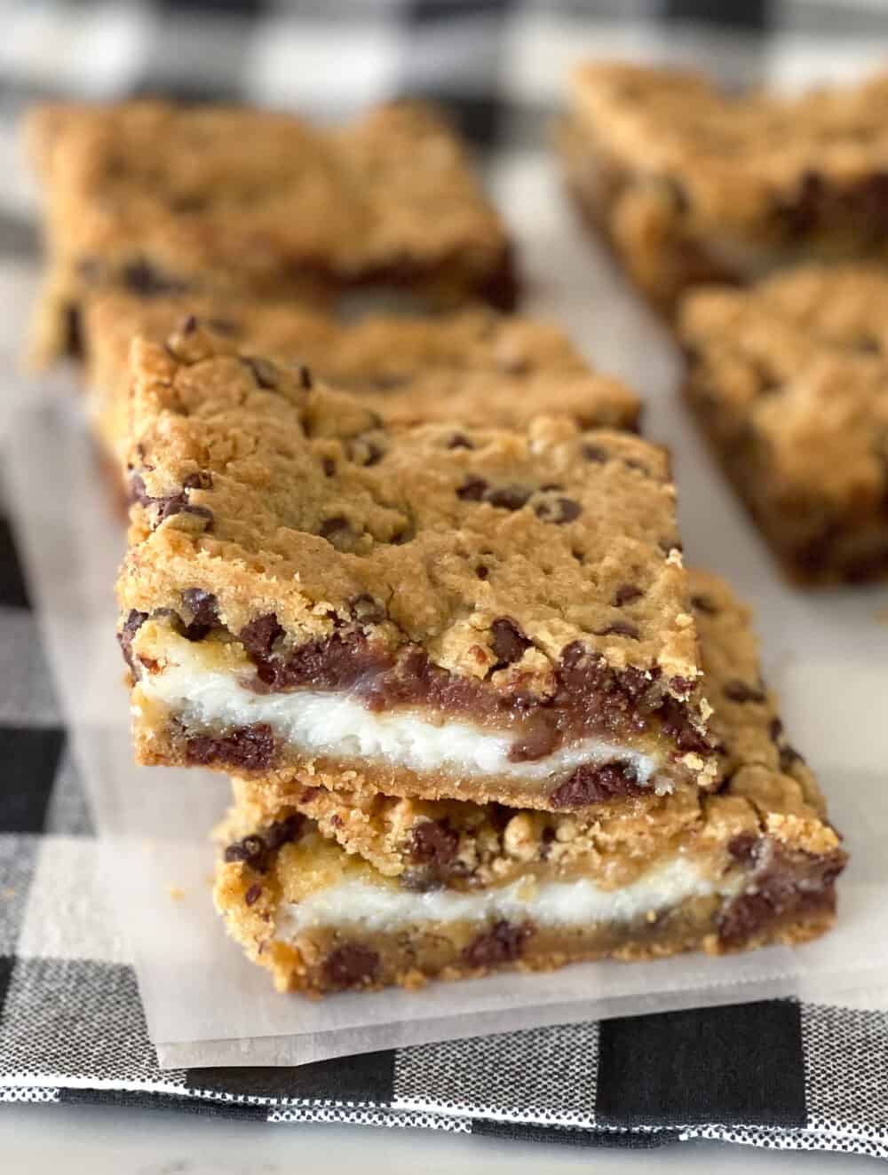 baked cheesecake bars cut in squares