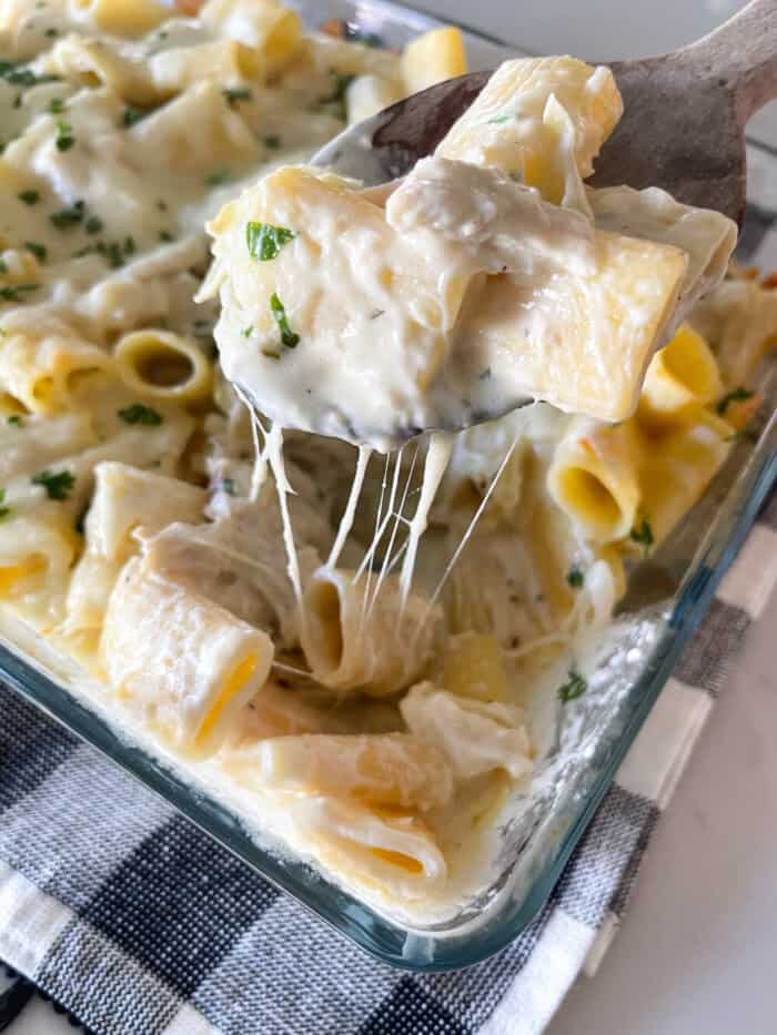 Cheesy Chicken Alfredo Pasta Bake Picky Palate