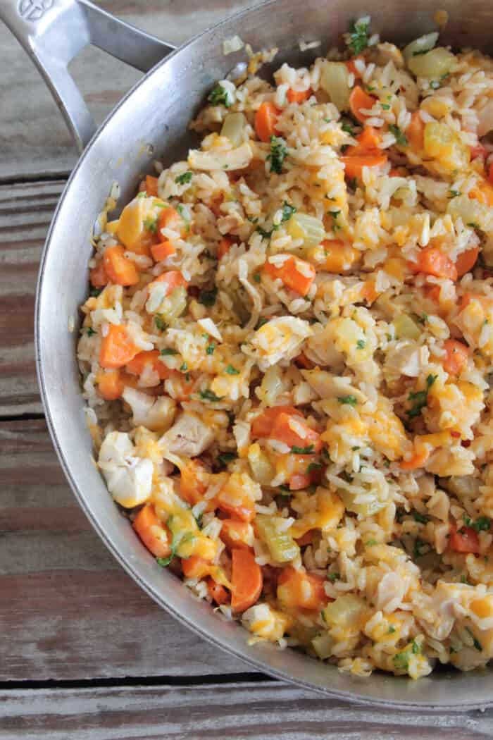 Cheesy Chicken and Rice | Chicken and Rice Casserole Recipe