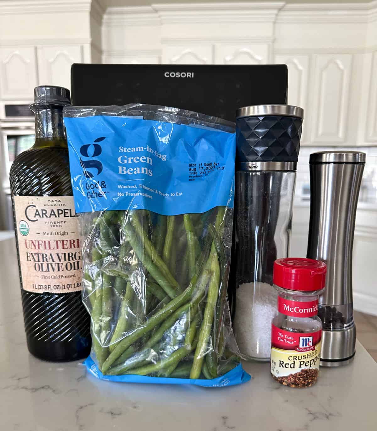 ingredients for air fryer green beans on counter