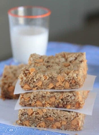 picture of oatmeal bar cookies